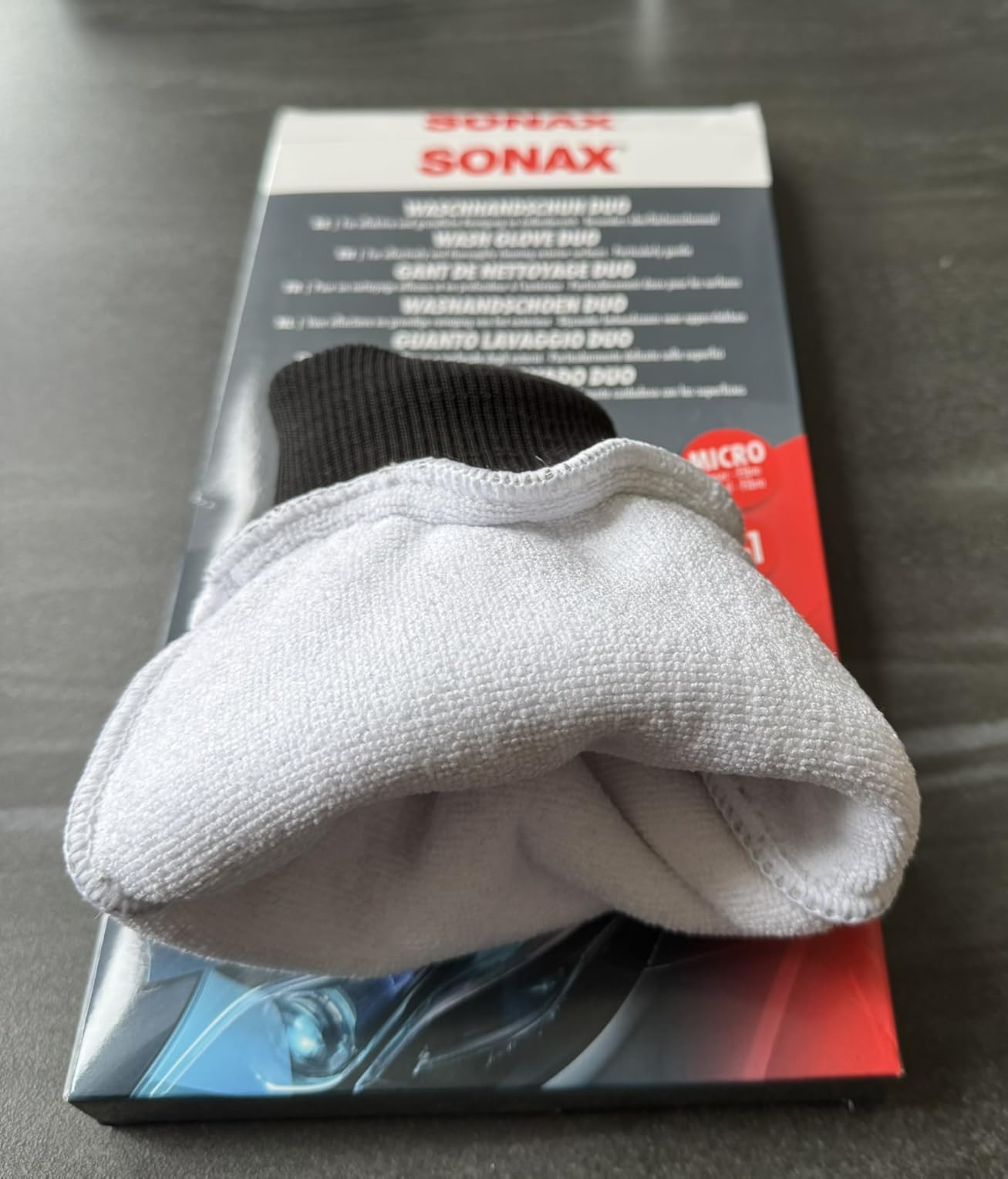 Toller Handschuh