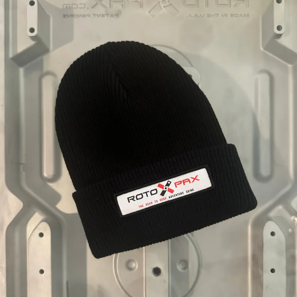 rotopax-beanie-m-tze-acryl-mit-patch image 1
